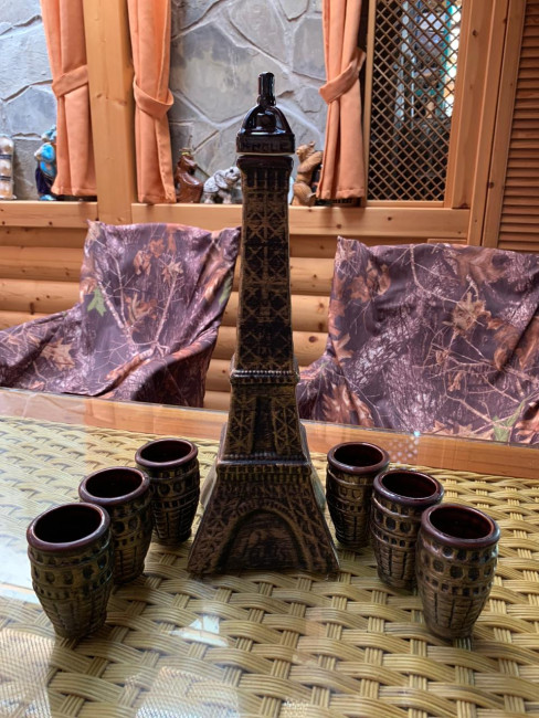 Эйфелева Башня 1.5л Эйфелева Башня 1.5л