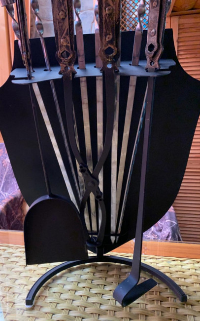 Подставка под шампура "Щит" металл