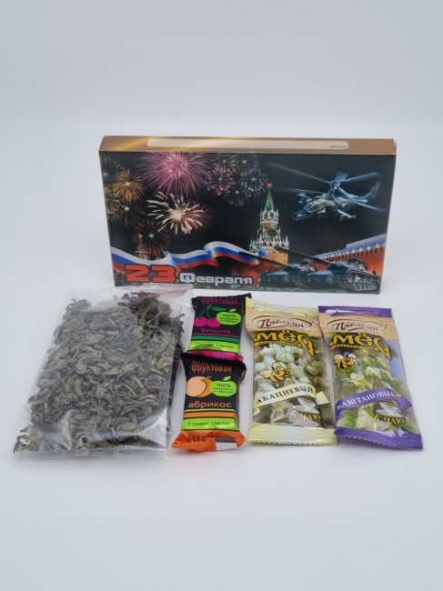 Набор 137 Праздничный чай зеленый, пастила и мед с 23 февраля